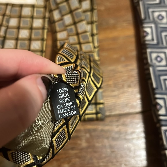 Men’s Dion Italian Silk Ties - Picture 4 of 4